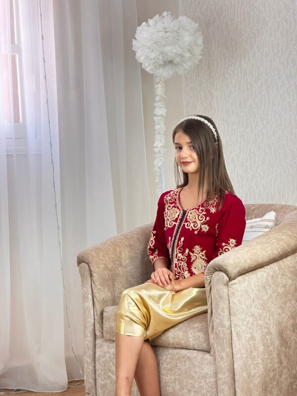 كاراكو عاصمي للأطفال – تصميم أنيق وألوان زاهية